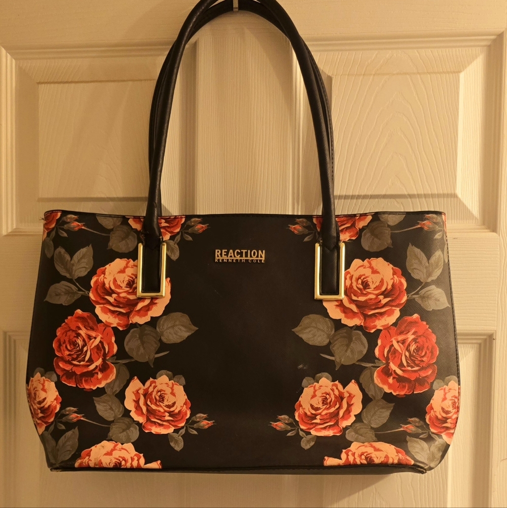 Kenneth Cole Reaction Purse